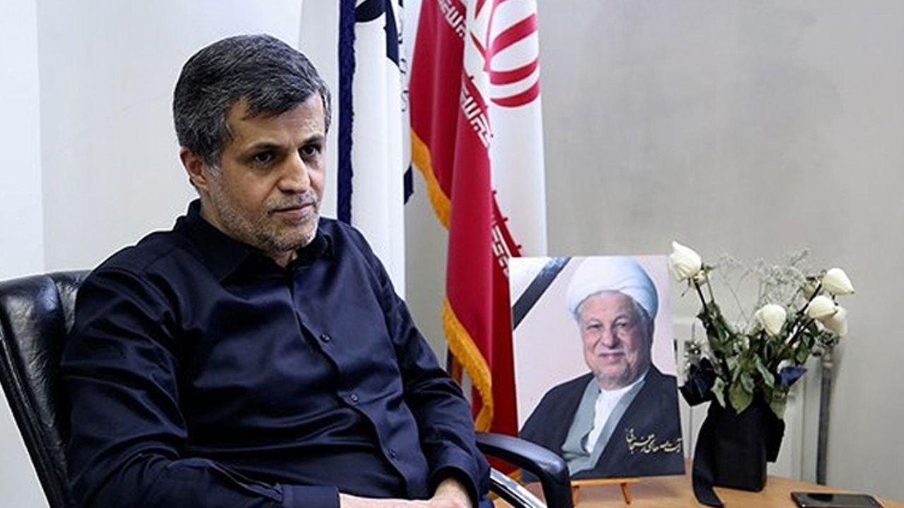 گفتمان اعتدال آیت‌الله هاشمی حزبی و جناحی نبود/ روحانی نگاه حزبی به گفتمان اعتدال دارد