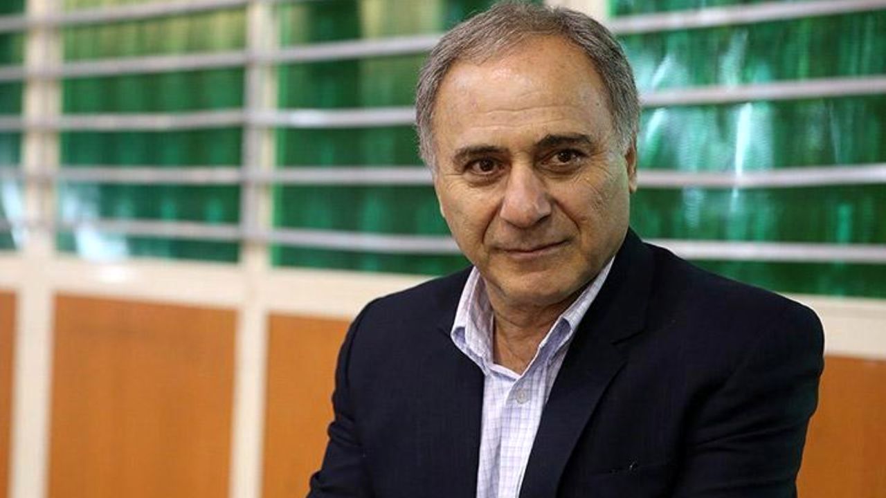 برای انتخاب سرمربی عجله داریم
