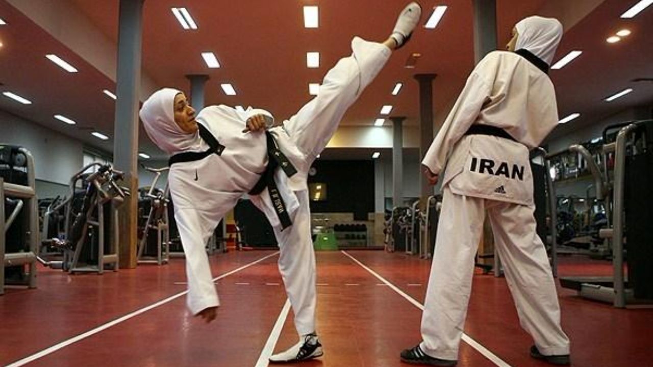 تمرین تکواندو بانوان با حضور17 هوگوپوش پیگیری می‌شود