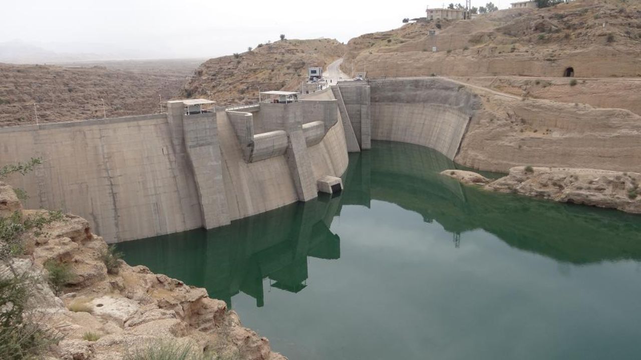 کاهش 70 درصدی آب ورودی به برخی سدها/ خشکسالی در پیش رو