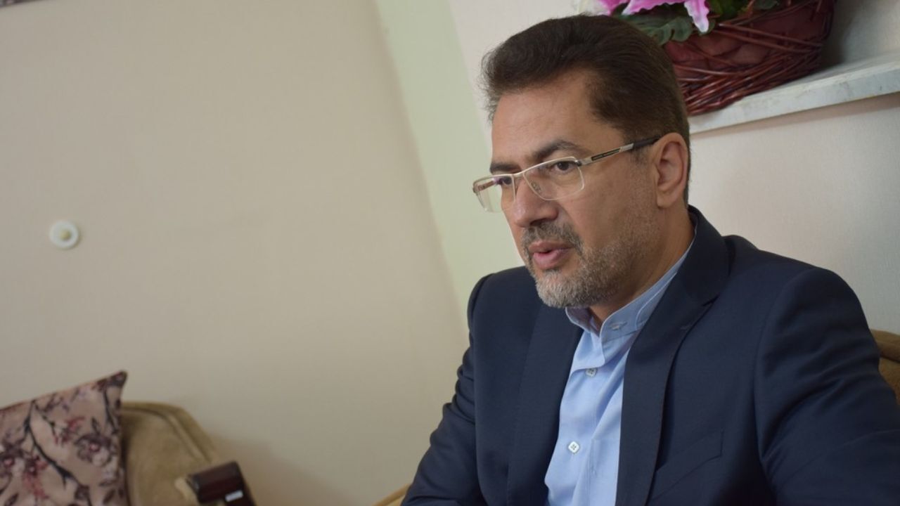 دیپلماسی سیاسی در خدمت صادرات کالای ایرانی باشد