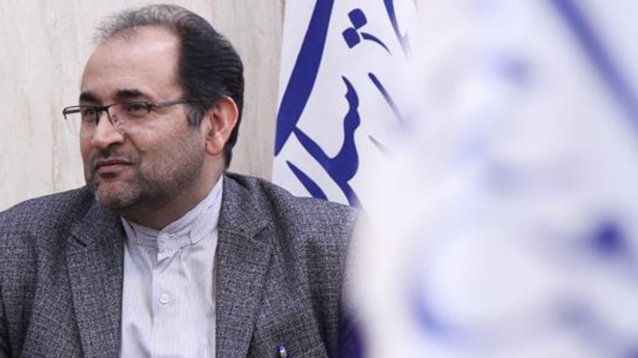 فراکسیون اهل سنت برای دیدار با رئیس‌جمهور درخواست کرده است/ نگاه دولت به استفاده از ظرفیت‌های اهل سنت ملی باشد/ دولت از ظرفیت‌های اهل سنت در اداره امور کشور استفاده کند