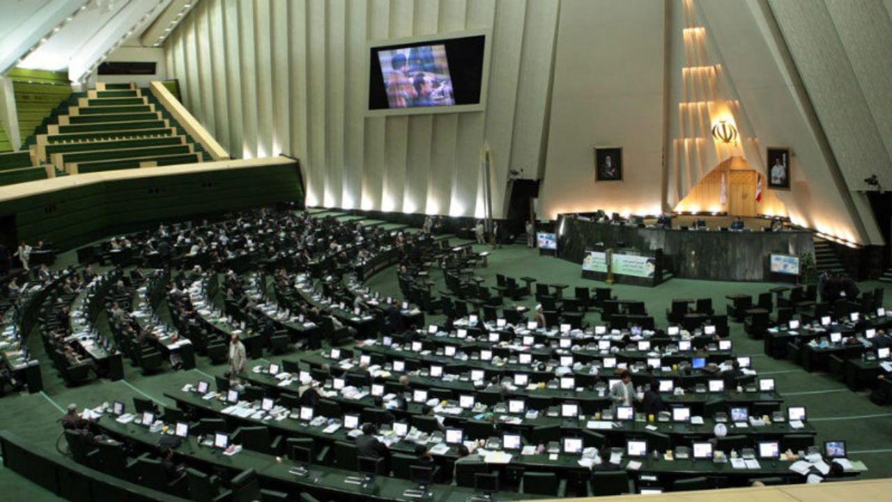 نماینده زابل از توضیحات ظریف قانع شد
