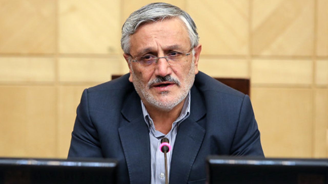 روحانی یکی به نعل یکی به میخ می‌زند/ مگر صدای رئیس‌جمهور به جایی می‌رسد که صدای ما برسد؟
