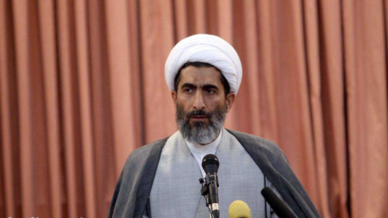 پست اینستاگرامی درباره فیلترینگ، در شأن روحانی نبود/ با کدام قانون اجازه دادید تلگرام در کشور فعالیت کند؟/ دولت نخواسته بار فیلترینگ را به دوش بکشد