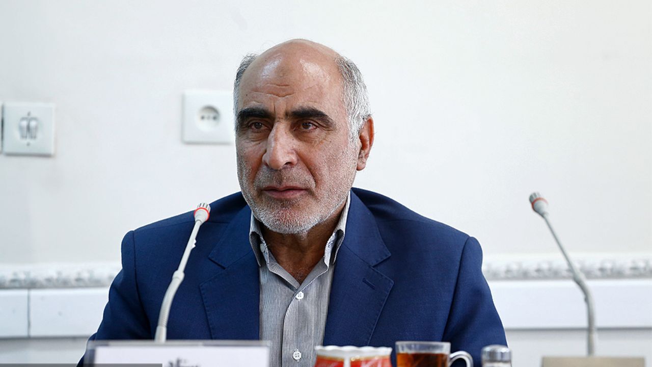 موضع پایداری برای کل جامعه اصولگرایی قابل‌قبول نیست/ وظیفه شرعی خود می‎دانیم به دولت کمک کنیم