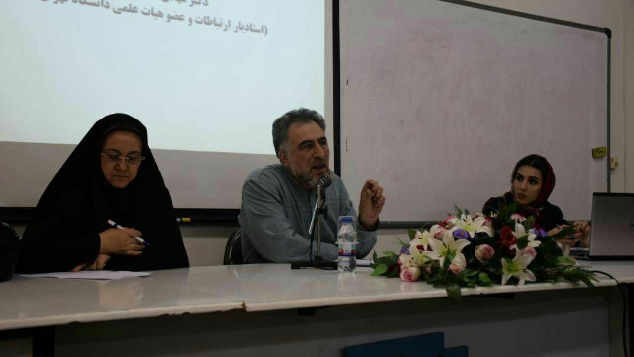 برنامه‌های تلویزیون بازتولید کلیشه‌های جنسیتی است