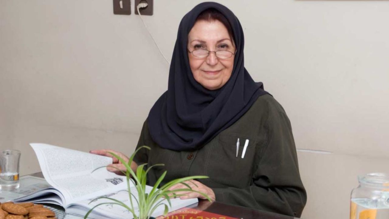 کسانی که برای ازدواج زنان قانون وضع می‌کنند نمی‌دانند در جامعه چه می‌گذرد