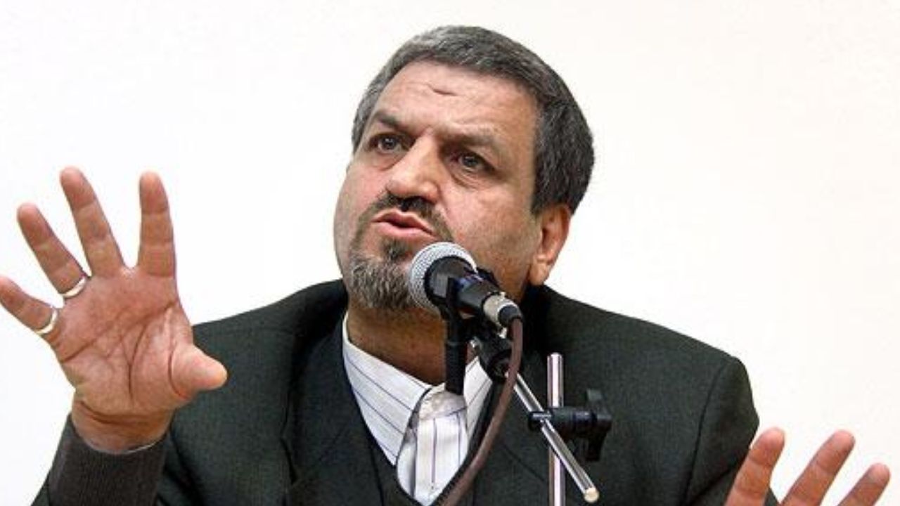 عناصر نظامی و اصولگرایان دو آتشه در لیست دو تابعیتی‌ها هستند/ عده‌ای دوست دارند هر کار دولت را وارونه جلوه دهند/ مطمئن باشید وزارت اطلاعات مو را از ماست می‌کشد