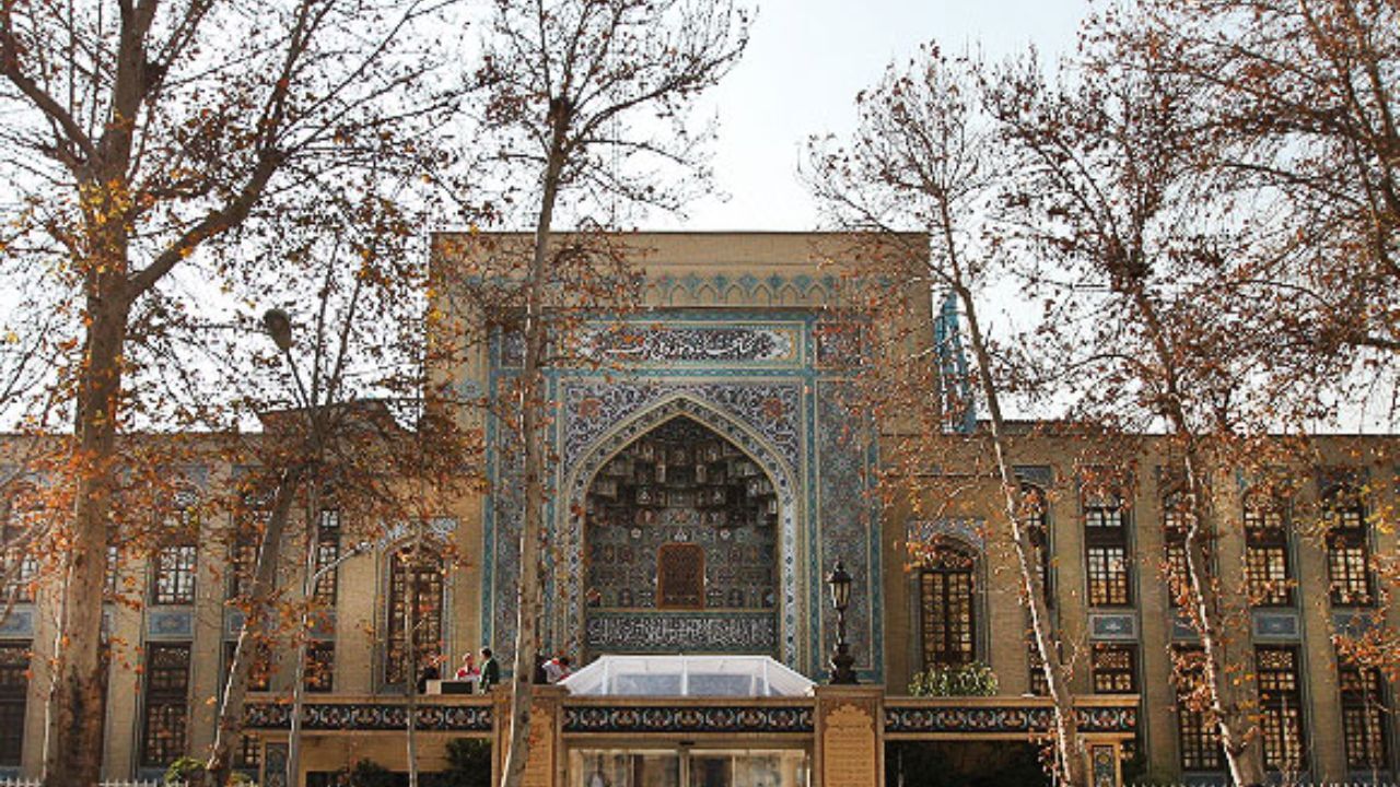 بازدید سفیر استرالیا از موزه ملک