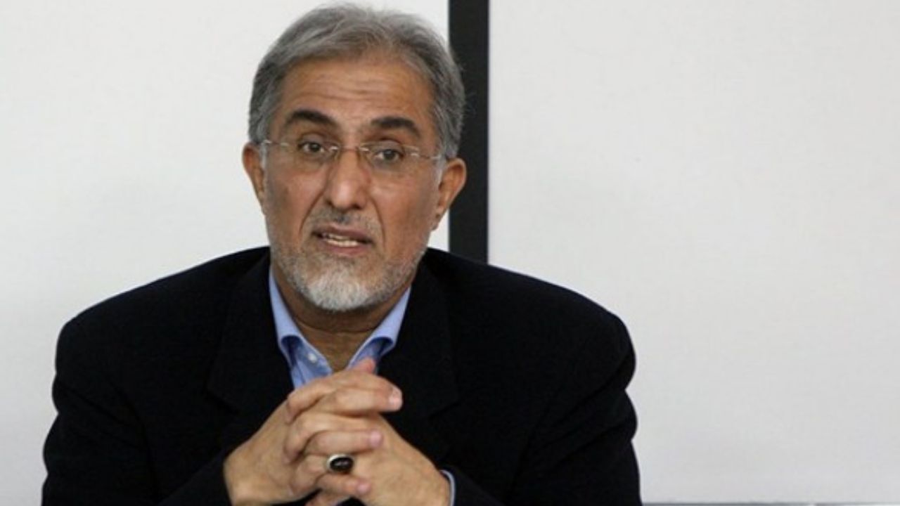 پیشنهاد انتخابات زودرس ریشه در خارج دارد/ باید سیاست‌های اقتصادی دوران جنگ اتخاذ شود/ عناصری با هدف براندازی ساختار سیاسی در اقتصاد نفوذ کرده‌اند