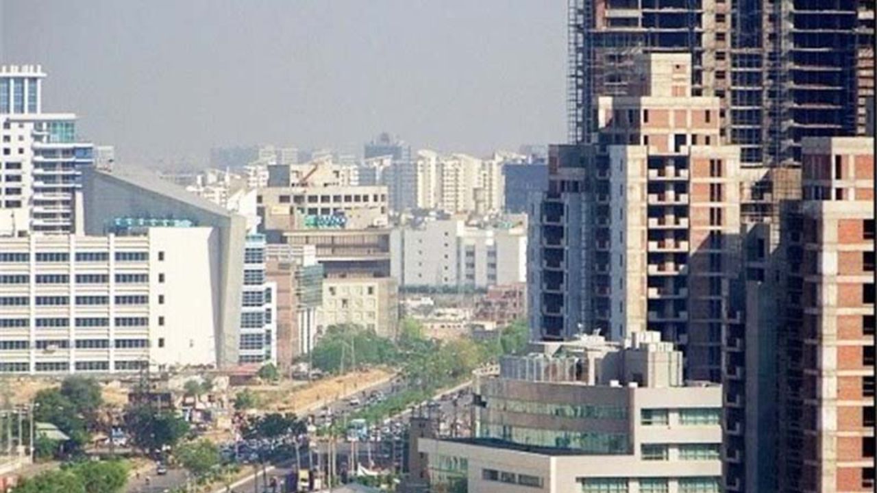دولت باید برای کنترل اجاره‌بها، بانک اطلاعاتی تهیه کند