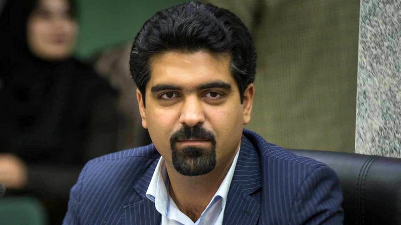 حضور اقلیت‌ها در شوراها در وضعیت فعلی کشور اتحادآفرین است/ یک شخص در حل نشدن موضوع حضور اقلیت‌ها در شوراها نقش دارد/ ماجرایی که برای من پیش آمد یک زنگ خطر است