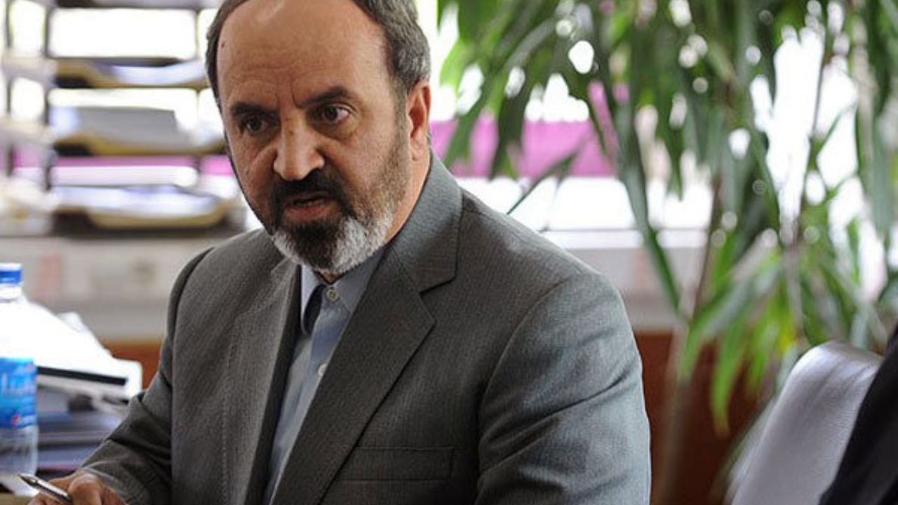 بررسی ارجاعات لاریجانی در «اتاق فکر» نمایندگان ادوار