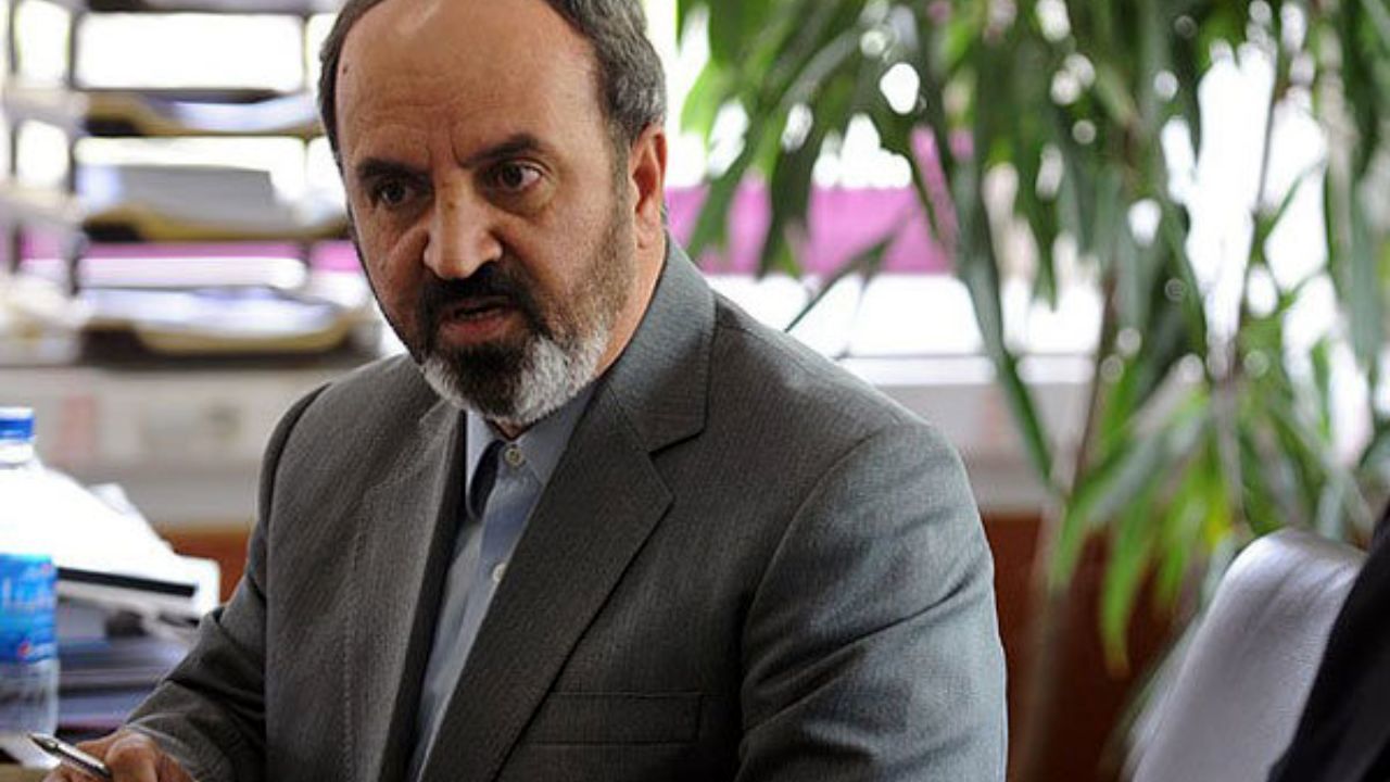 بررسی ارجاعات لاریجانی در «اتاق فکر» نمایندگان ادوار