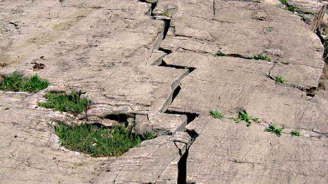 وجود 50 گسل فعال زلزله در استان فارس