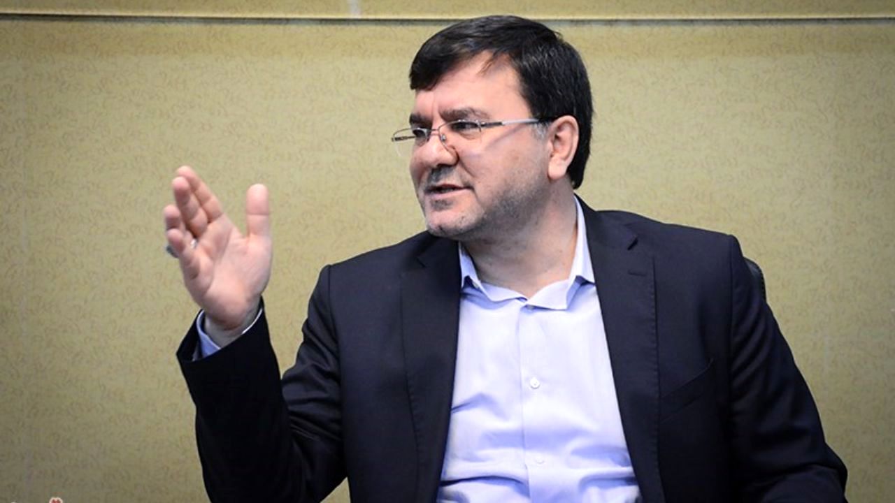 کرباسیان 4 شهریور استیضاح می‌شود/ روحانی 6 یا 7 شهریور به مجلس می‌رود