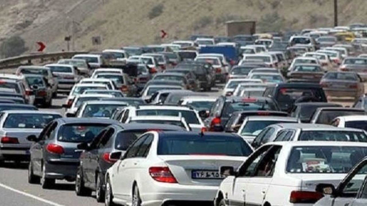 ترافیک در محورهای چالوس و هراز/ اعلام محورهای مسدود
