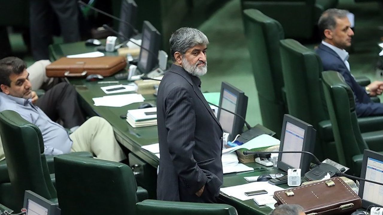 بازداشت وکلا و فعالان حوزه زن را پیگیری می‌کنم