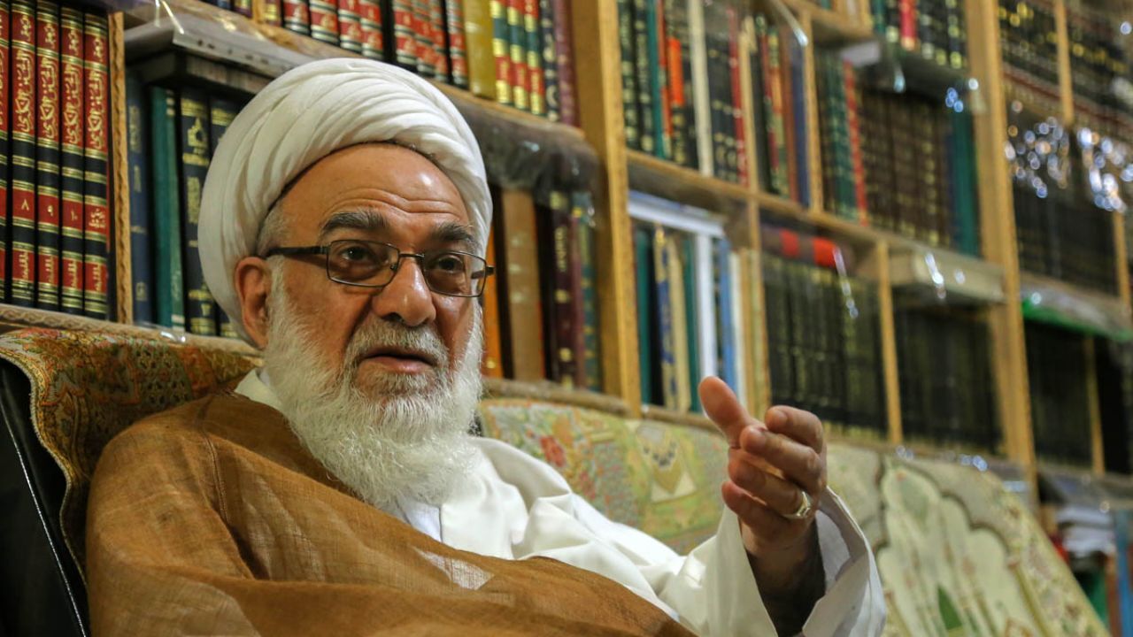 گاهی می‌شنویم که برای مداحی‌ها بودجه‌های کلانی پرداخت می‌شود/ منبری نباید به دنبال پاکت باشد
