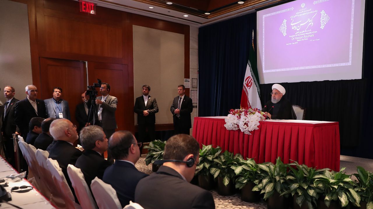 تهدید ماه نوامبر فشار تبلیغاتی است/ آمریکا روزی به برجام باز خواهد گشت/ دوتابعیتی بودن جرم نیست