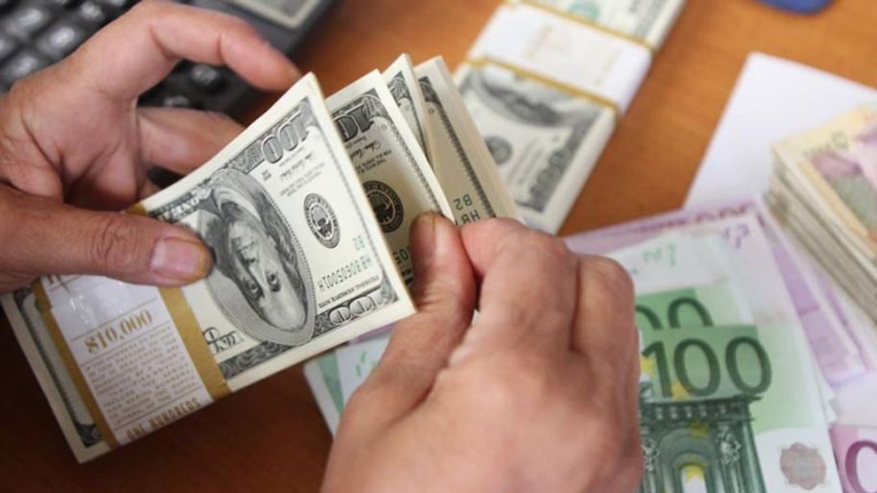 سایه روشن سیاست‌ارزی بازار ثانویه/جهش نرخ ارز چطور متوقف می‌شود؟
