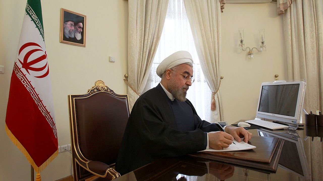 روحانی جان باختن شهروندان اندونزی را در واقعه سونامی تسلیت گفت
