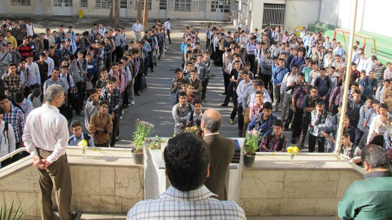 کاهش 60 ساعت از زمان آموزش در دوره دوم ابتدایی و متوسطه اول