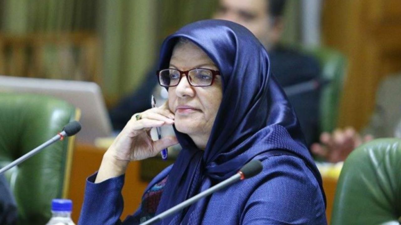 با وجود شما دانش‌آموزان، خیالمان از آینده ایران آسوده است