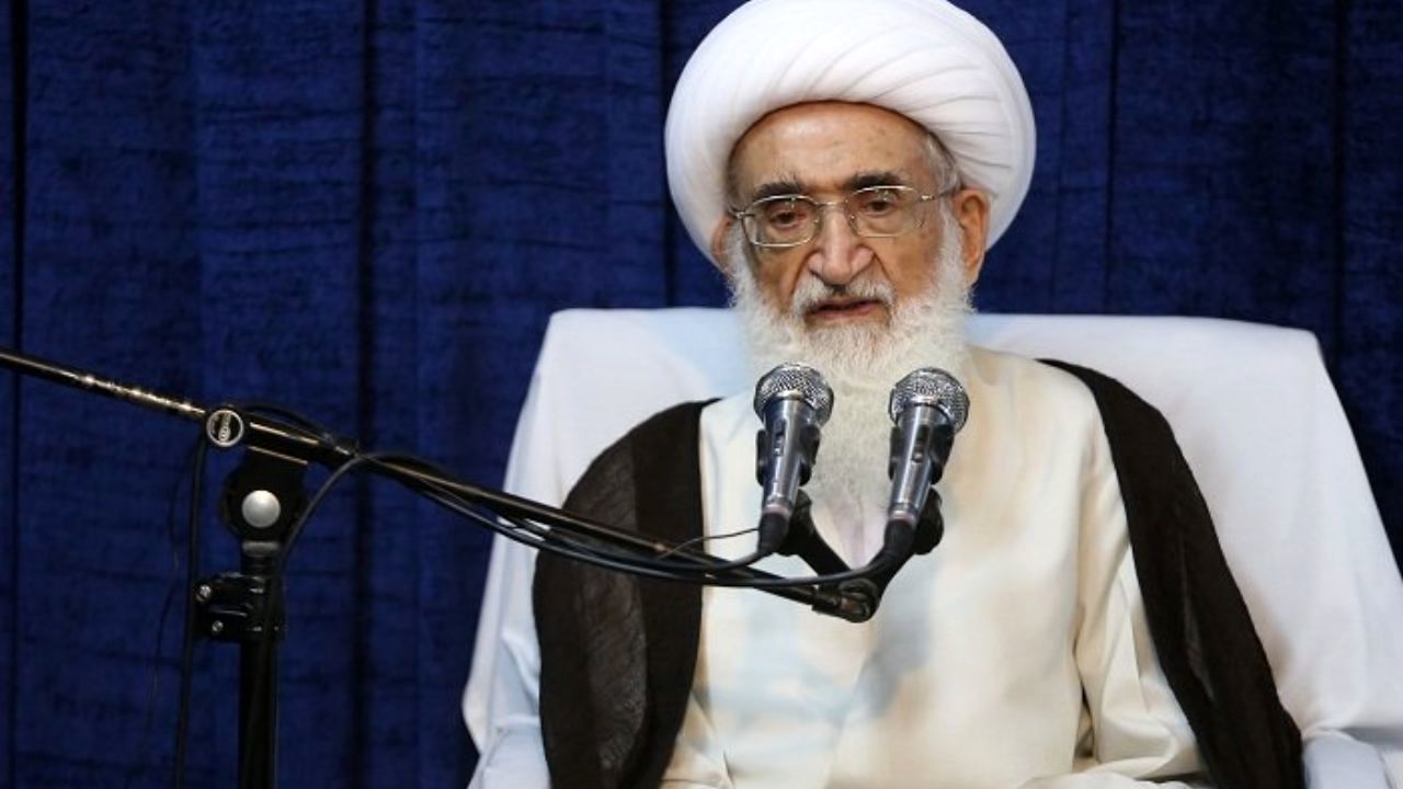 مردم نباید از نظر اقتصادی مشکل داشته باشند/ مردم باید حساس مساوات و توازن داشته باشند/ مسئولان برای از بین بردن فقر و بیکاری احساس مسئولیت و تلاش مضاعف کنند