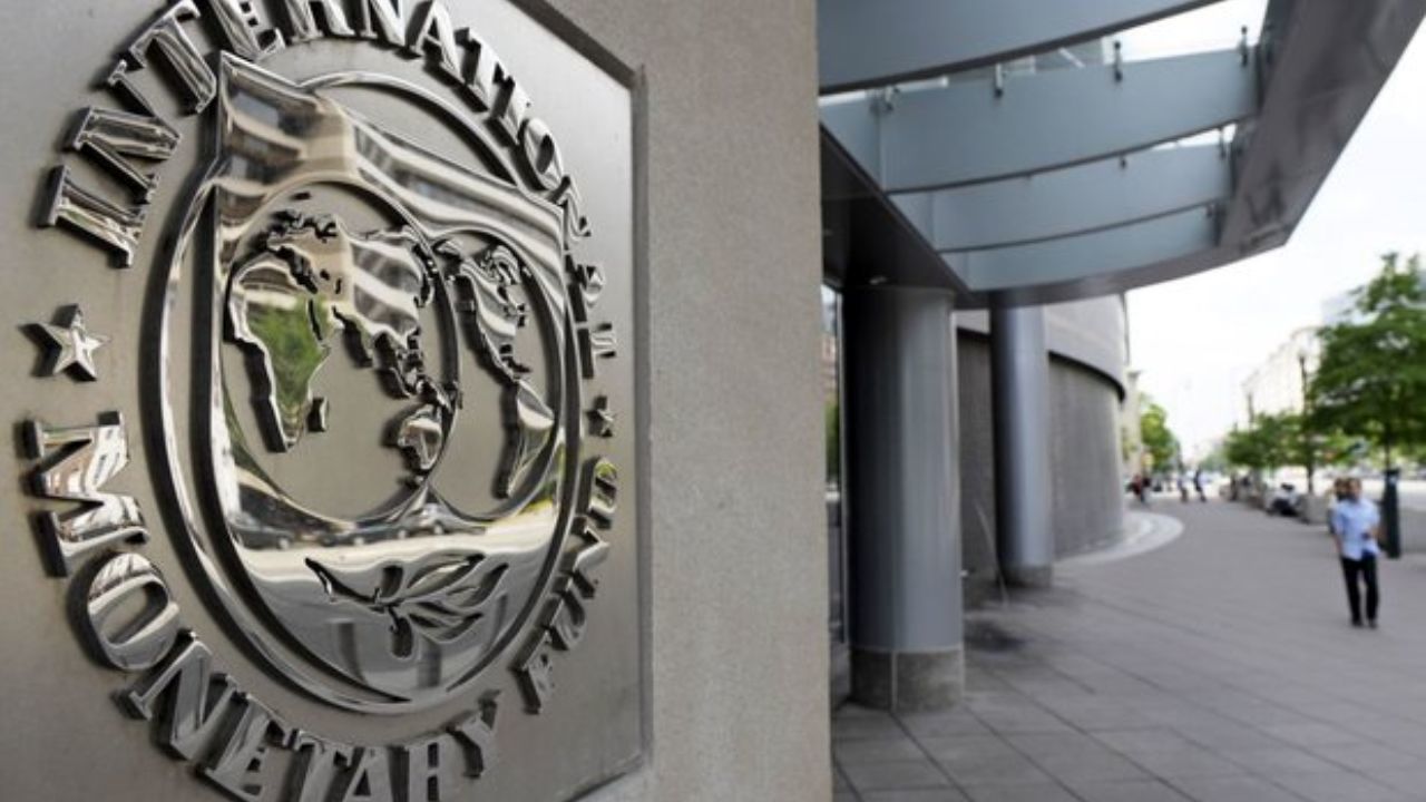 سهم دلار در ذخایر ارزی بانک‌ها به کمترین رقم 5 سال اخیر رسید