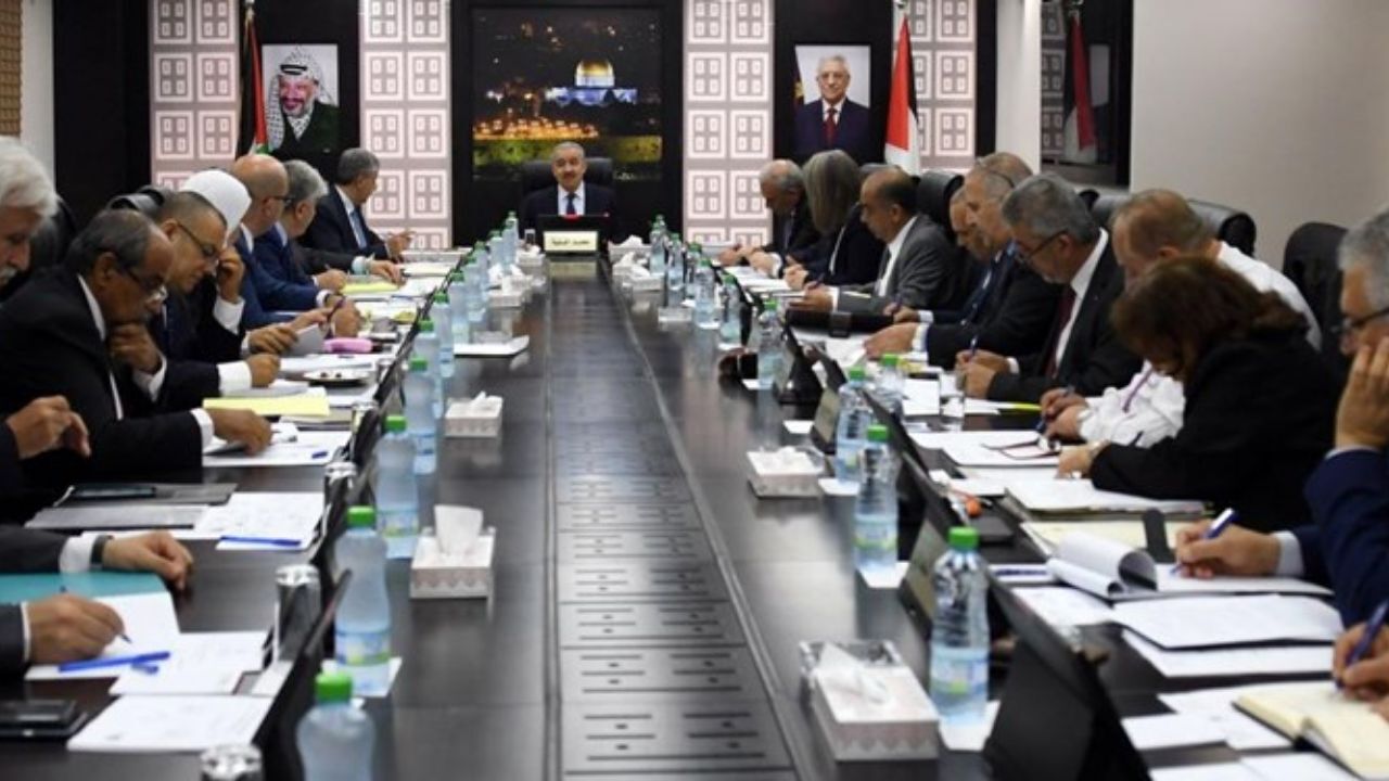 تداوم ناآرامی‌ها در کرانه‌باختری؛ وزیر کار فلسطین استعفا کرد