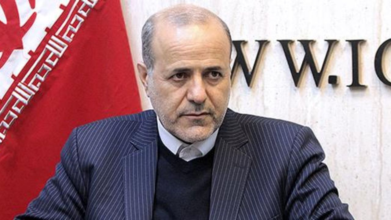 محدودسازی فضای مجازی مثل این است که بگوییم در بازار چاقو نفروشیم / وقت گذاشتن مجلس برای موضوعی مانند فضای مجازی خیانت به مردم است