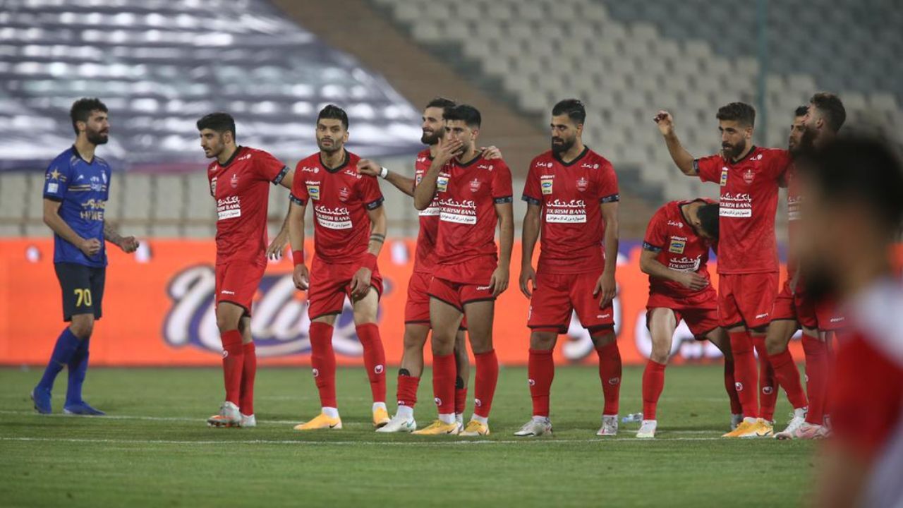 انگیزه استقلال خیلی بیشتر از پرسپولیس بود/ تیمِ گل‌محمدی باخت دربی را زودتر فراموش کند
