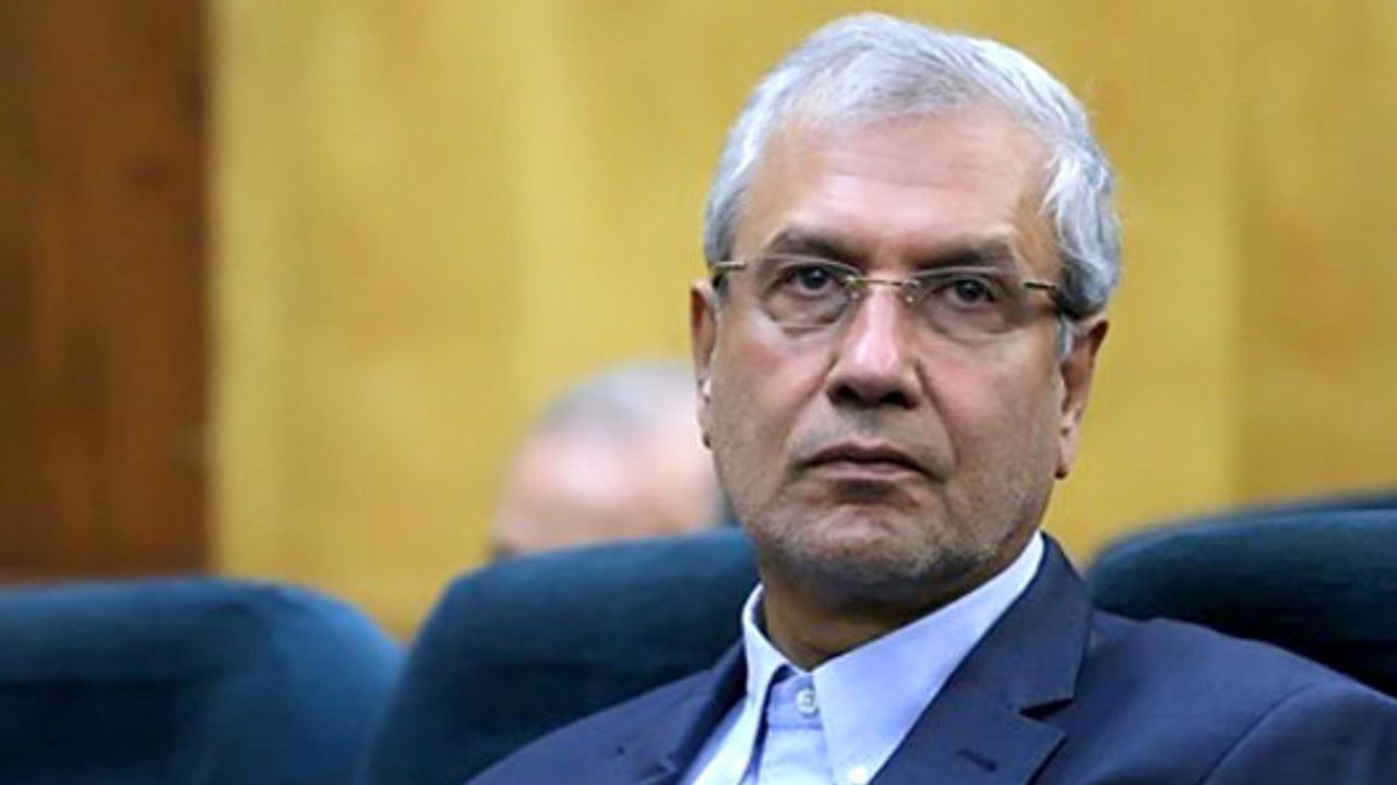 دولت دوازدهم تمام مسئولیت خود را برای لغو تحریم‌ها به سرانجام رسانده / تحریم و عدم تبادل مالی بزرگترین مانع در دستیابی به واکسن بود / بزرگترین قدرت اقتصادی جهان به اقتصاد در حال رشد ایران، حمله کرد / ظرفیت شبکه بهداشتی کشور برای واکسیناسیون فراتر از 500 ت