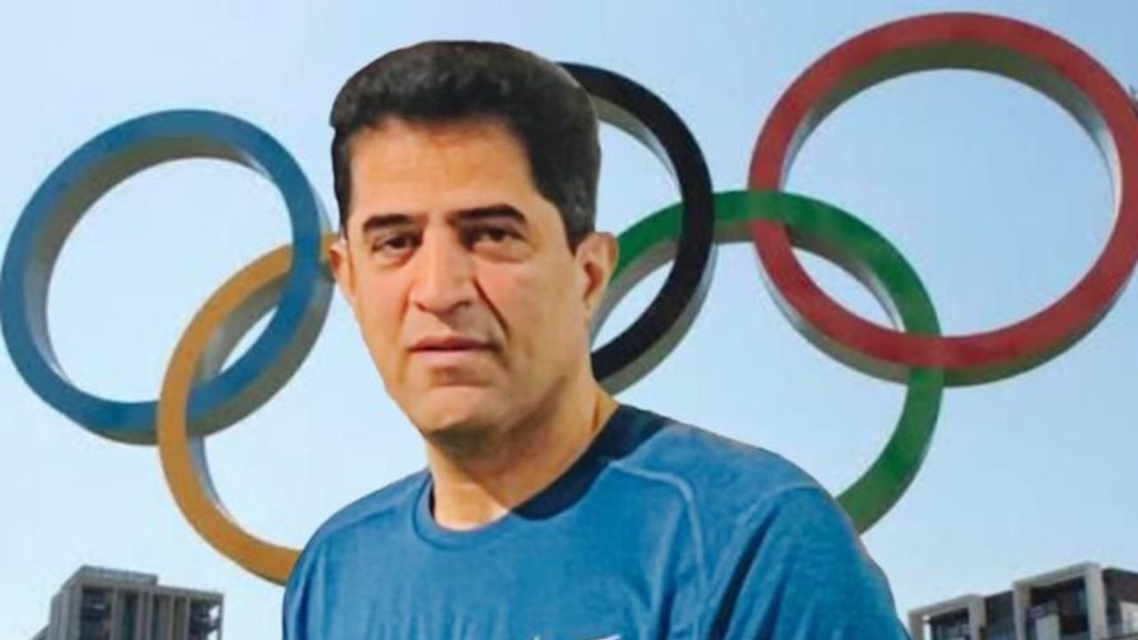 والیبال ایران تهی شده است / انتخاب آلکنو اشتباه بزرگی بود / افراد فنی از فدراسیون والیبال فراری هستند