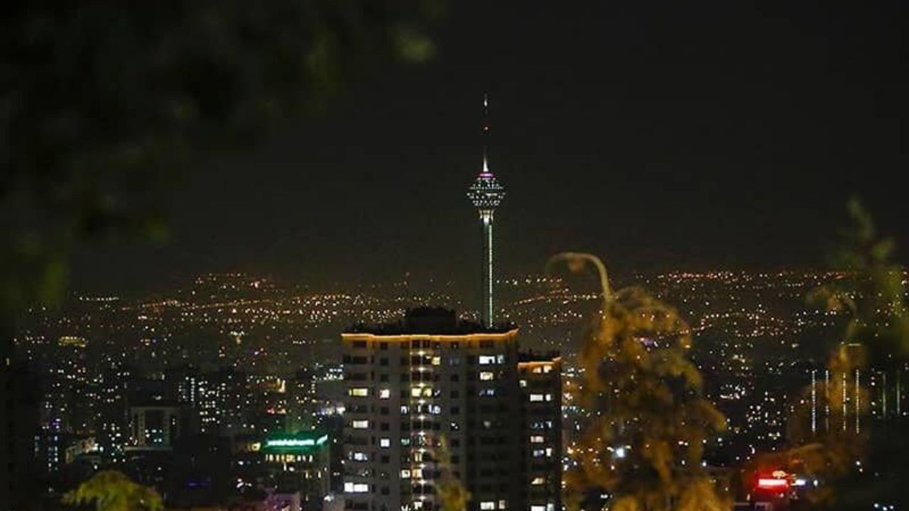 همه امکانات برای تامین برق پایتخت به کار گرفته می‌شود/ شهروندان از استفاده همزمان از وسایل برقی پرمصرف در ساعات 12 تا 18 اکیدا خودداری کنند