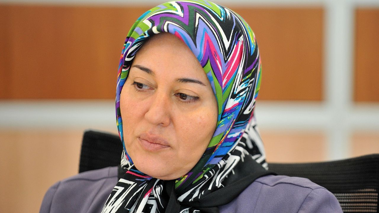 هیچکس نمی‌تواند یک دفعه بهشت برین ایجاد کند/ شرایط کنترل نشود، تورم چند درصدی در پیش خواهیم داشت/ اقتصاد کشور بیمار است