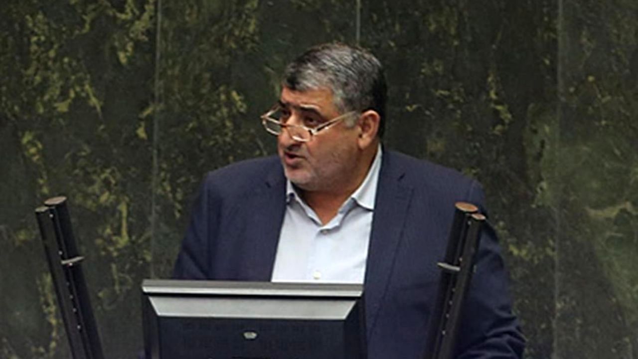 دارو و تجهیزات در داروخانه ها و بیمارستان های شهر وجود ندارد/بیماران کرونایی در محوطه بیمارستان می‌خوابند