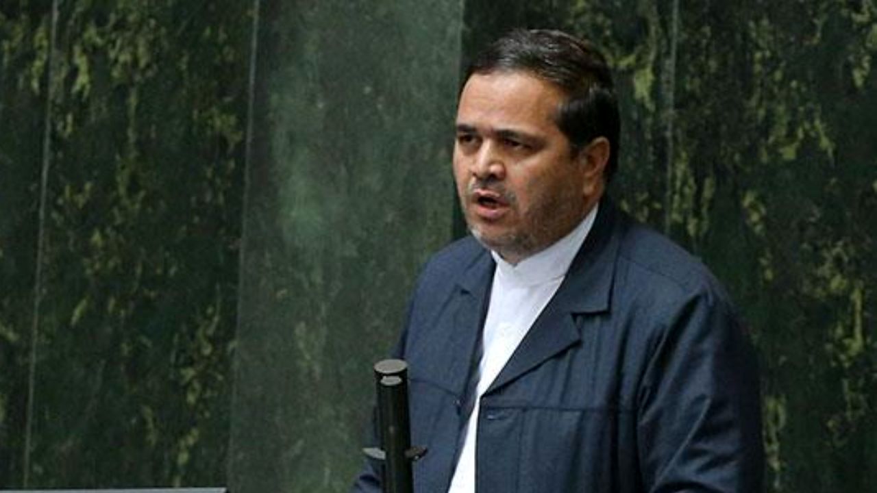 سرباز توهین کننده را به علت خستگی هل دادم