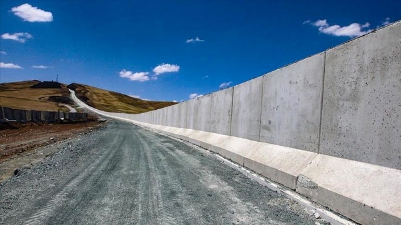 اردوغان: همه باید بدانند ترکیه کاروانسرا نیست/ این دیوارها برای جلوگیری از ورود مهاجران غیرقانونی به کشورمان است
