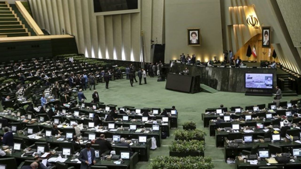 جزئیات مراسم تحلیف رئیس‌جمهور/ روسای قوا سخنرانی می‌کنند