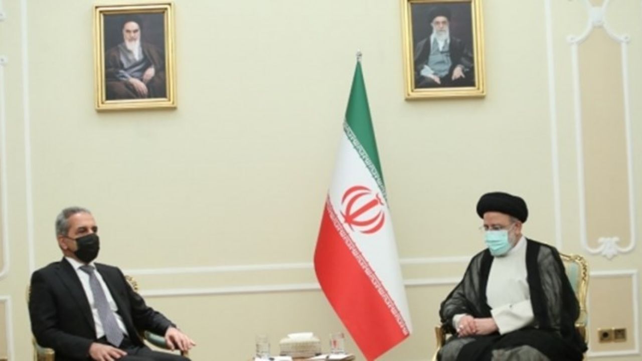 رئیسی: برای مناسبات تهران و بغداد جایگاه ویژه و ممتازی قائل هستیم/تقویت روابط با این کشور در اولویت سیاست خارجی ایران قرار دارد