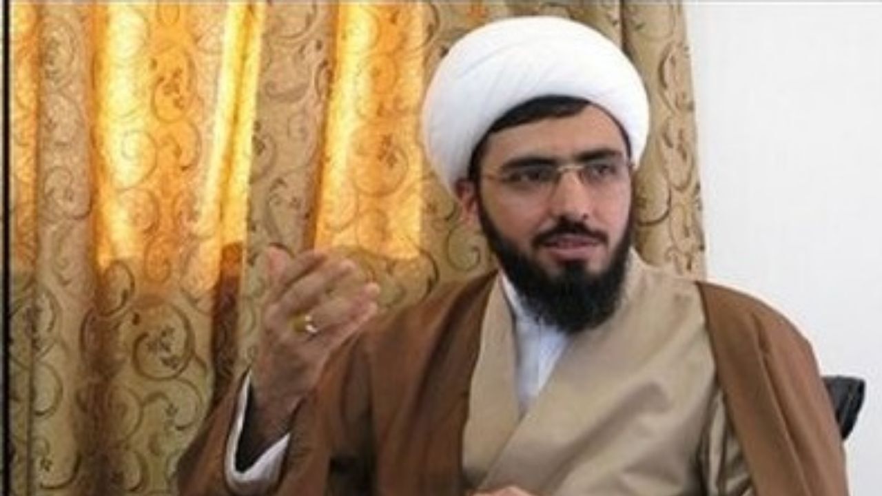 لمس دست نامحرم هنگام تزریق واکسن قطعاً حرام است