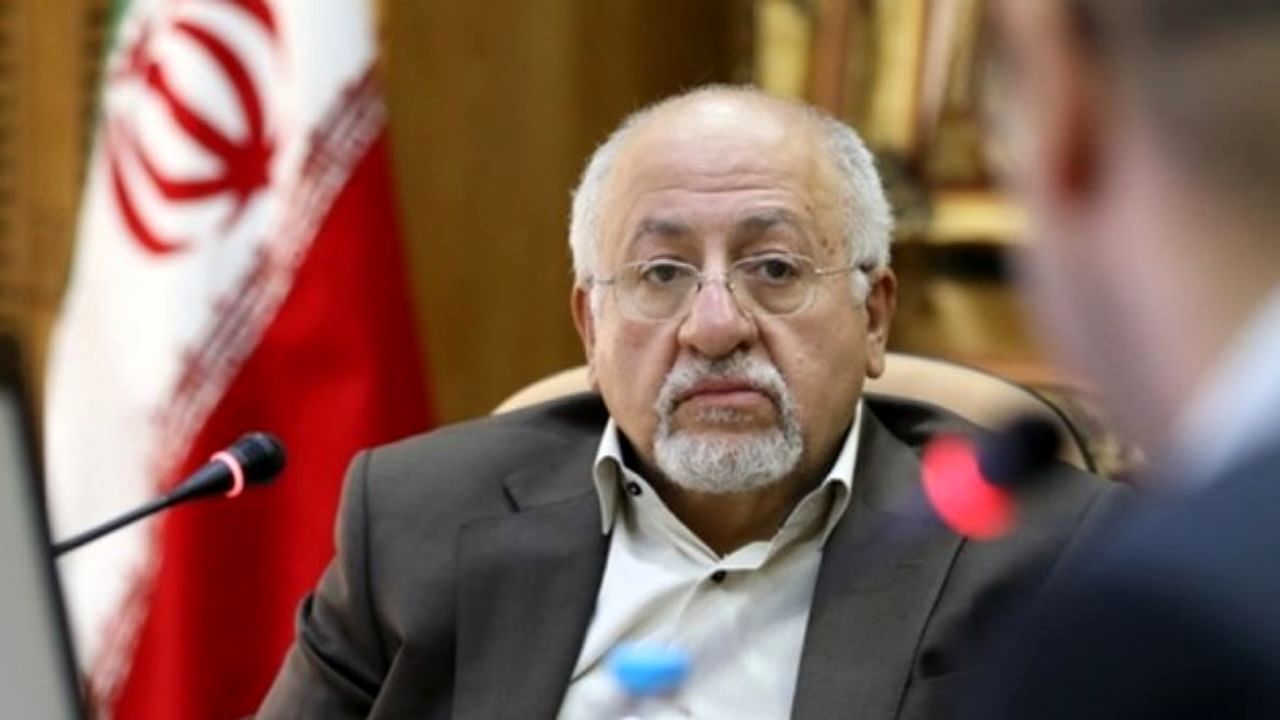 نمایندگان اگر بحثی درباره روحانی داشتند باید آن را زمان ریاست او بر دولت مطرح می‌کردند/ کسی که مسئولیتی می‌پذیرد باید در هر زمان پاسخگوی مردم باشد