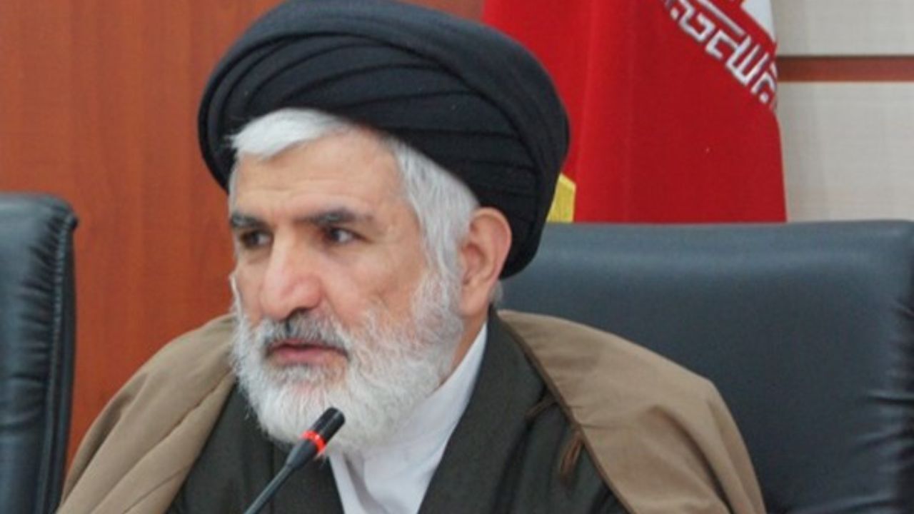 واکنش امام جمعه سابق لواسان به بیانیه شورای سیاستگذاری / لواسانی: وقتی چیزی به من نگفته اید چه چیزی را باید شفاف اعلام می کردم؟/ بیانیه شورا دروغ و اوج بی انصافی بود