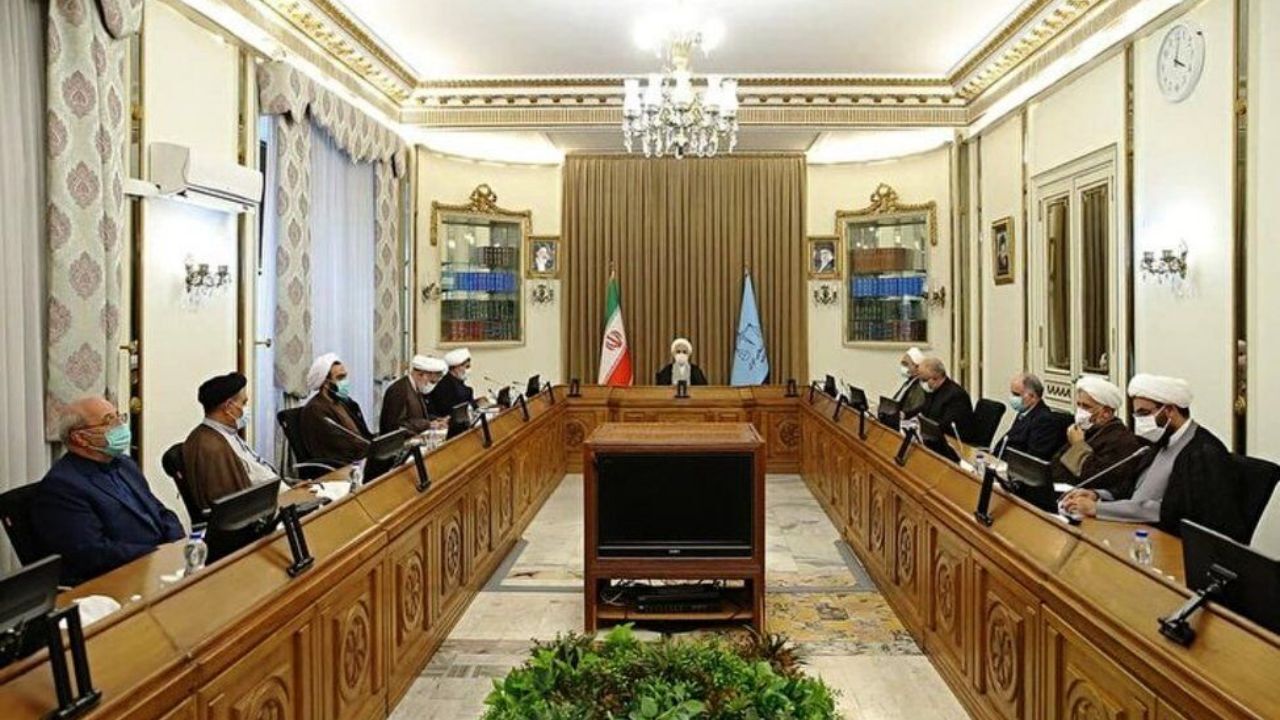قانون مجازات اخلالگران در نظام اقتصادی باید به روز شود/ تعیین تکلیف لایحه اصلاح قانون مجازات اخلالگران نظام اقتصادی تا پایان شهریور/ اعتماد مردم یکی از مهم‌ترین سرمایه‌های نظام است/ کاهش سرمایه‌های اجتماعی به نفع کشور نیست