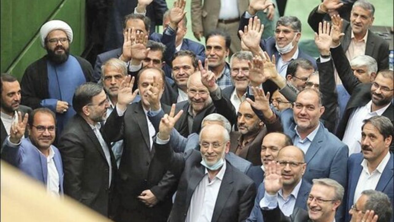 طرح شفافیت آرای نمایندگان، پنهانکاری می‌شود تا مجلس به آن رای بدهد!