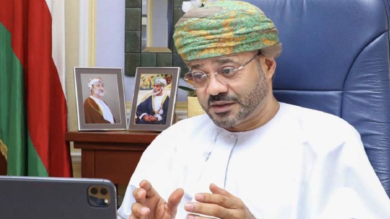 با عربستان برای پایان جنگ یمن تلاش می‌کنیم