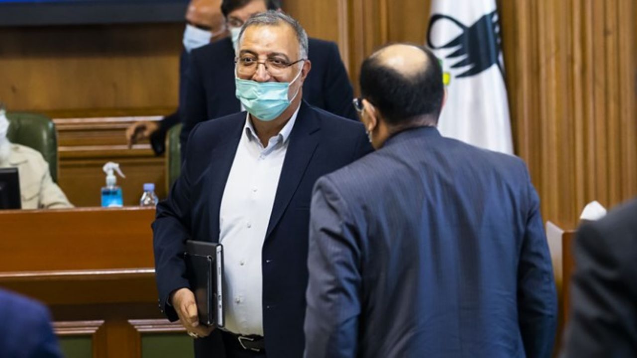 شایعه درگیری با زاکانی را تکذیب می کنم